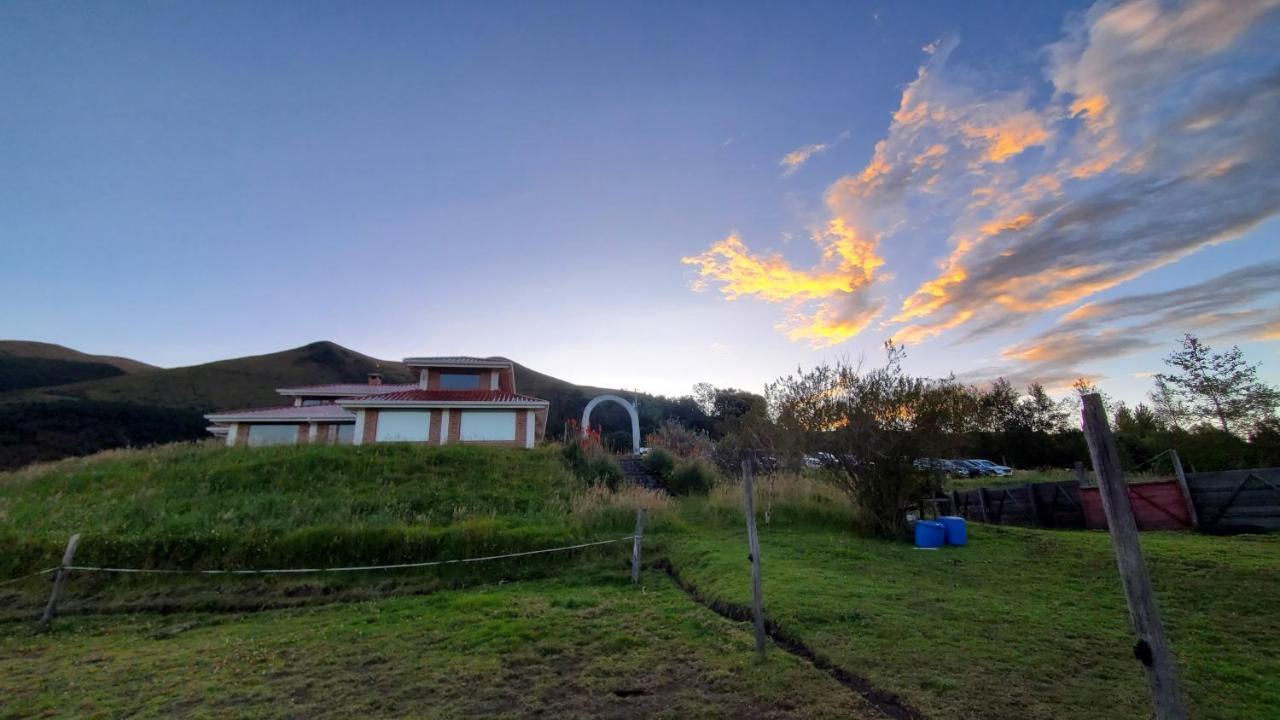 Balcon Al Cotopaxi Hosteria Sangolqui Bagian luar foto