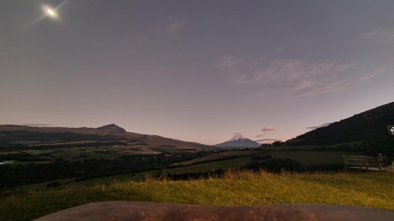 Balcon Al Cotopaxi Hosteria Sangolqui Bagian luar foto